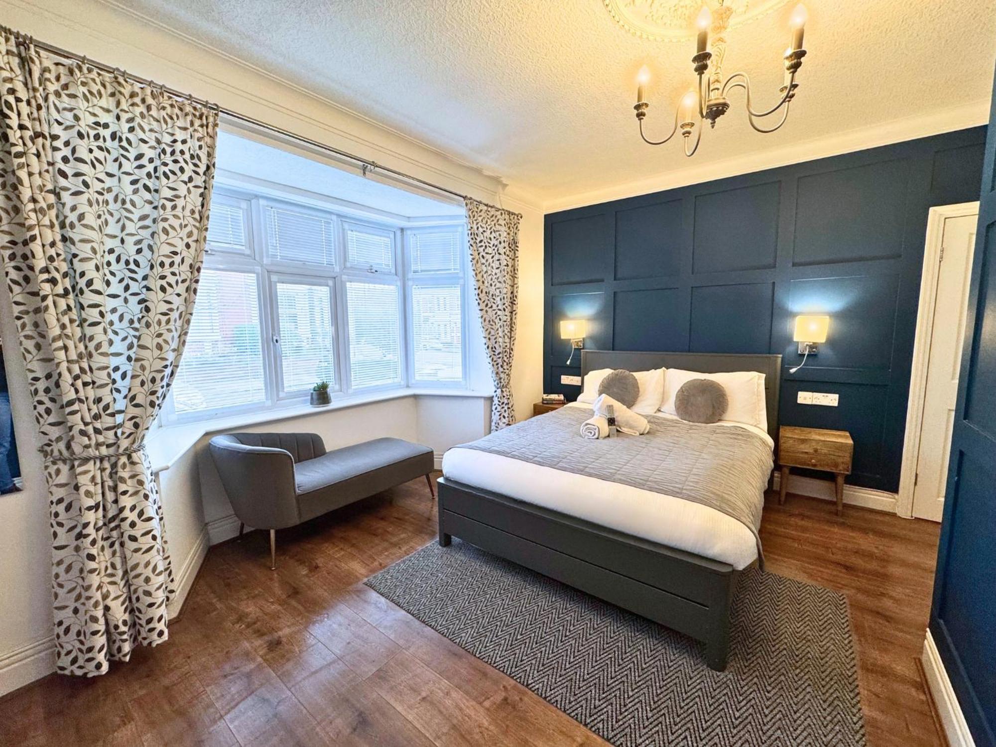 Hot Tub, Free Parking, Near Shops & Restaurants, Location 1M To City Jesmond Exterior photo